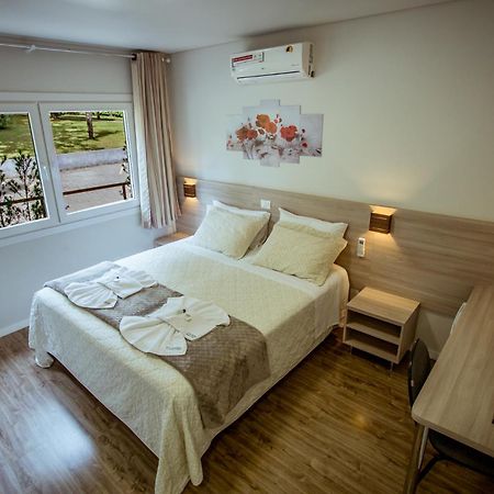 Отель Filadelfia Hospedagens E Eventos Сан-Бенту-ду-Сул Экстерьер фото